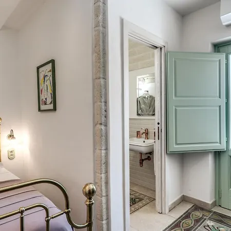 Πανσιόν Masseria Petratrullo *